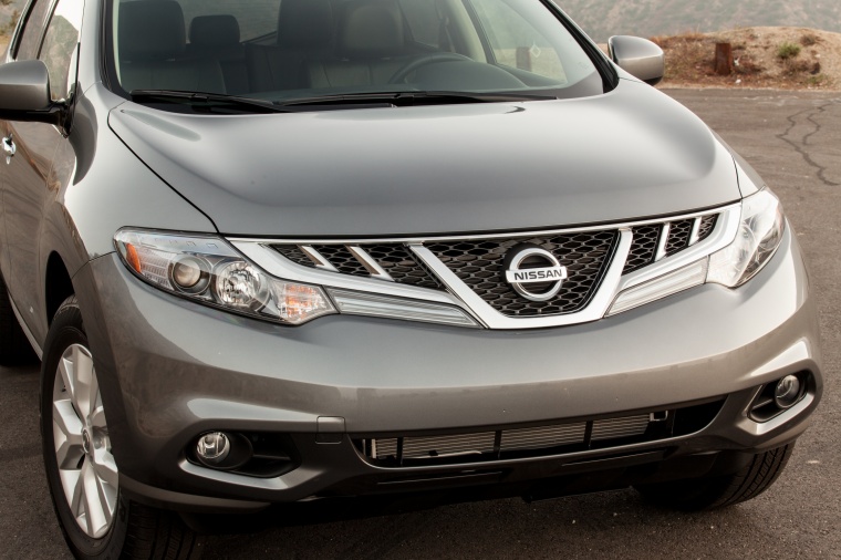 2013 Nissan Murano SL Headlights Picture