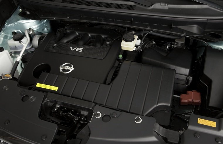 2013 Nissan Murano CrossCabriolet 3.5-liter V6 Engine Picture