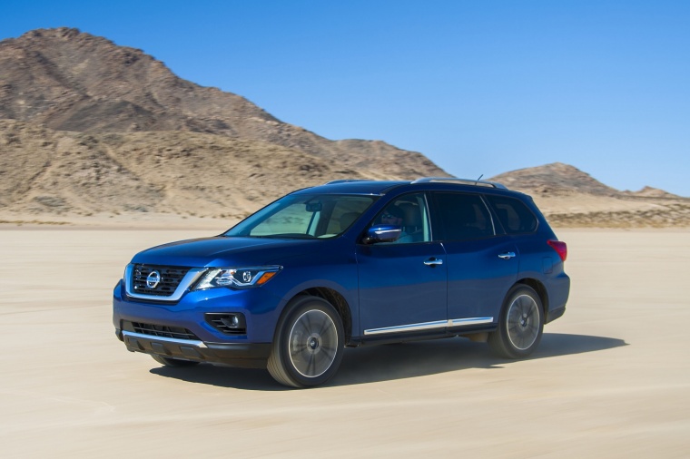 2018 Nissan Pathfinder Platinum 4WD Picture