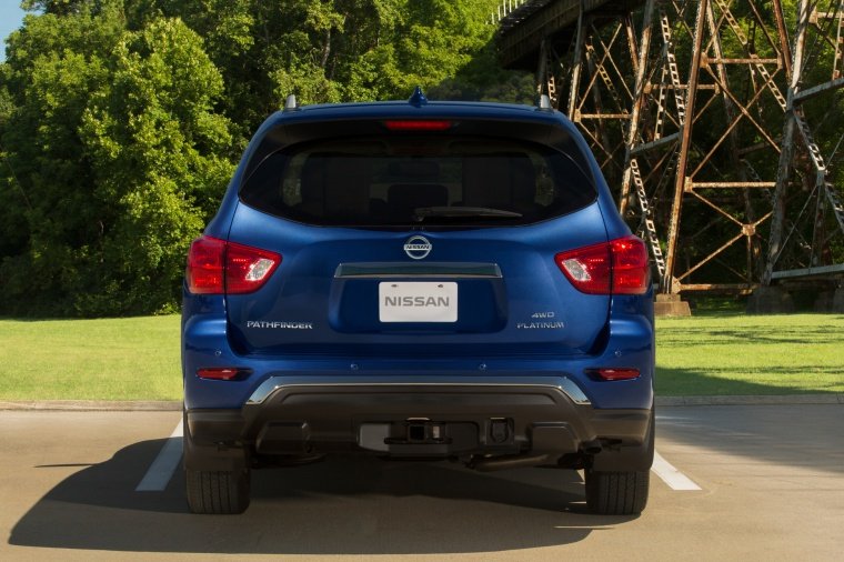 2019 Nissan Pathfinder Platinum 4WD Picture