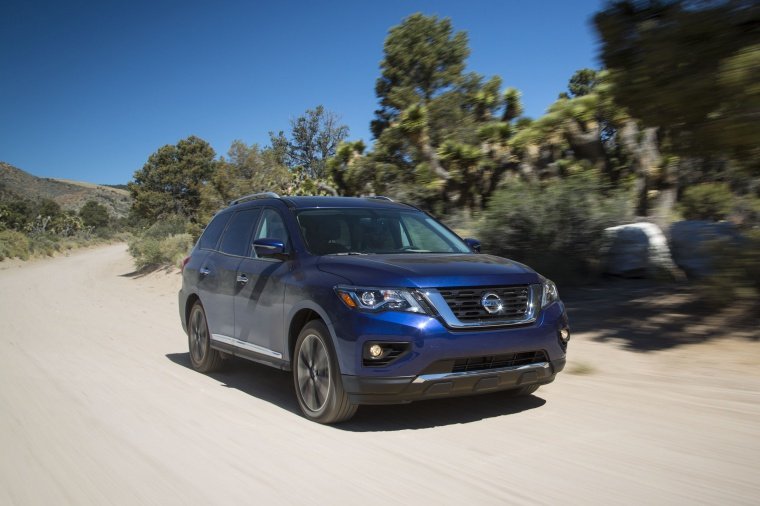 2019 Nissan Pathfinder Platinum 4WD Picture