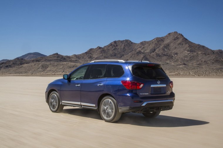 2019 Nissan Pathfinder Platinum 4WD Picture