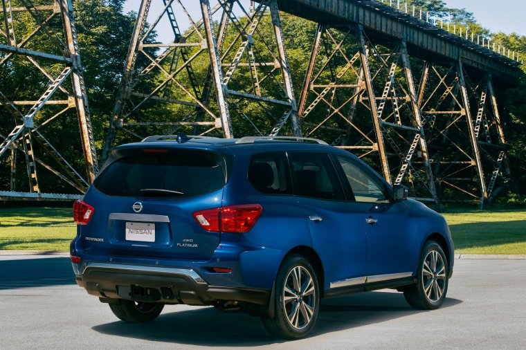 2019 Nissan Pathfinder Platinum 4WD Picture