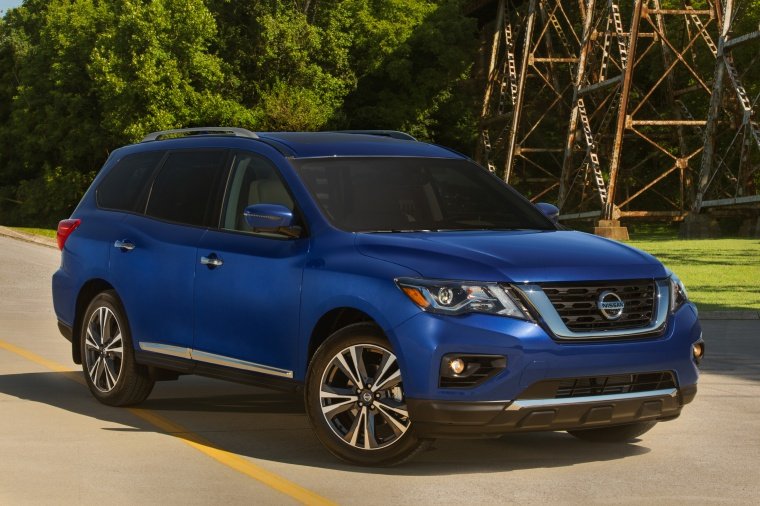 2019 Nissan Pathfinder Platinum 4WD Picture