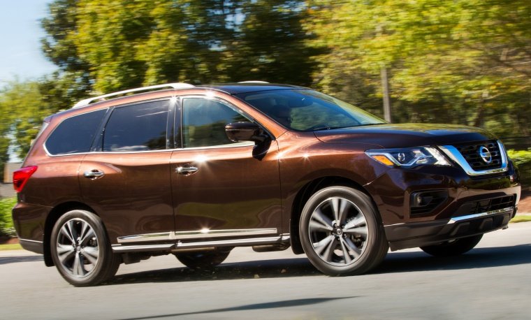 2019 Nissan Pathfinder Platinum 4WD Picture