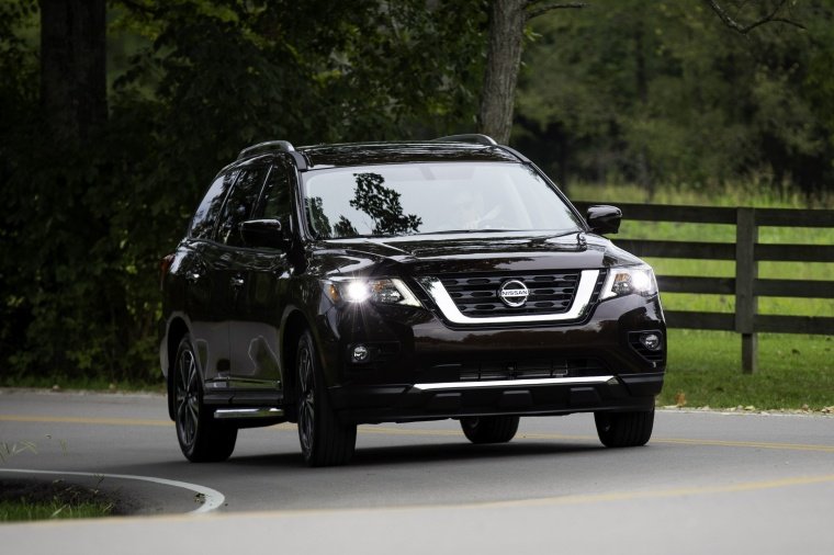 2019 Nissan Pathfinder Platinum 4WD Picture