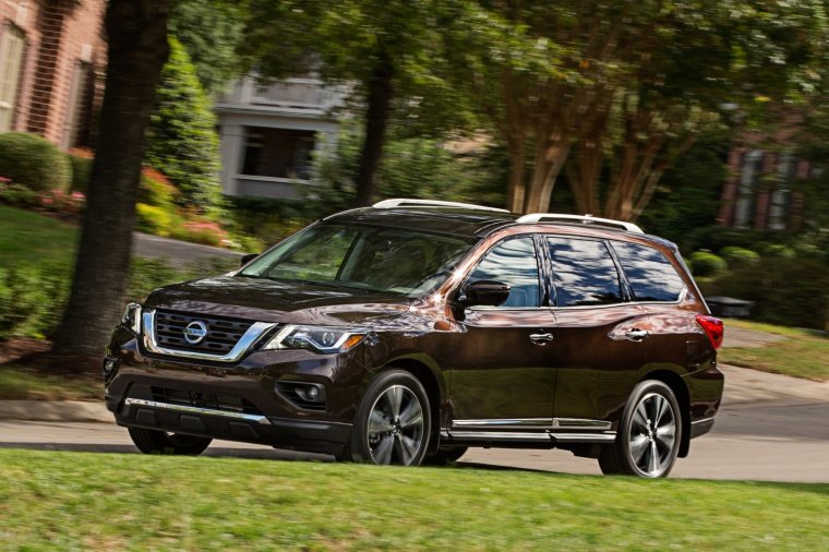 2019 Nissan Pathfinder Platinum 4WD Picture