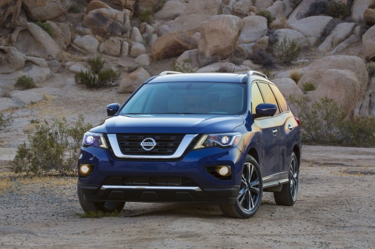 2019 Nissan Pathfinder Platinum 4WD Picture