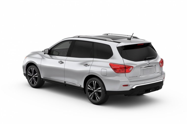 2019 Nissan Pathfinder Platinum Picture