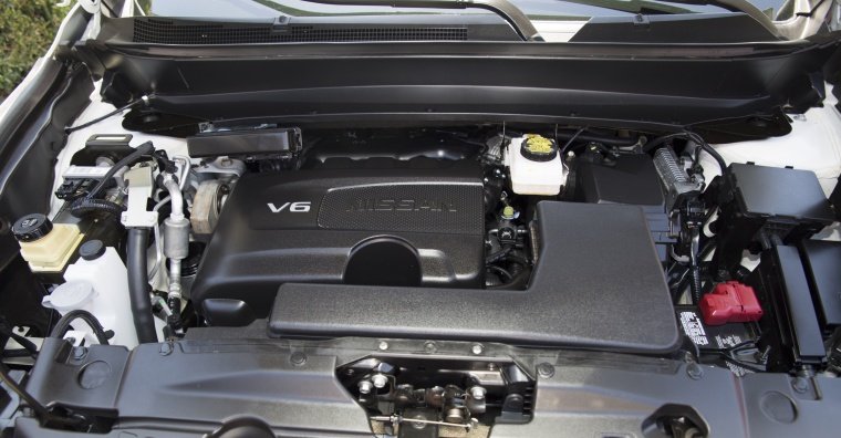 2019 Nissan Pathfinder Platinum 3.5-liter V6 Engine Picture