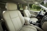 Picture of 2019 Nissan Pathfinder Platinum 4WD Front Seats