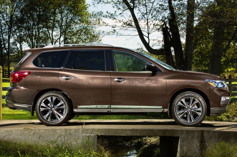 2020 Nissan Pathfinder Platinum 4WD Picture