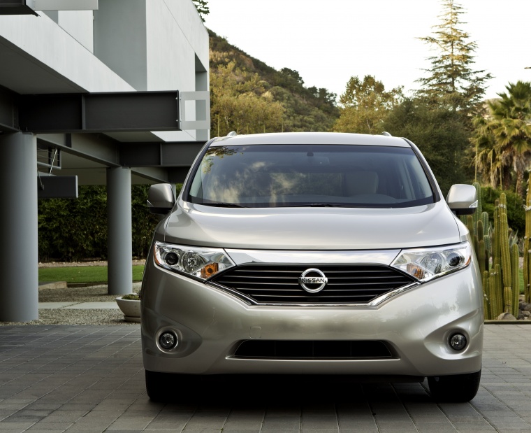 2015 Nissan Quest Picture