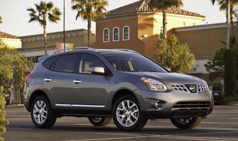 2011 Nissan Rogue SV with SL Package AWD Picture