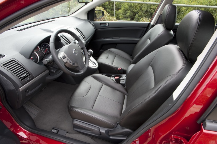 2010 Nissan Sentra SL Sedan Front Seats Picture