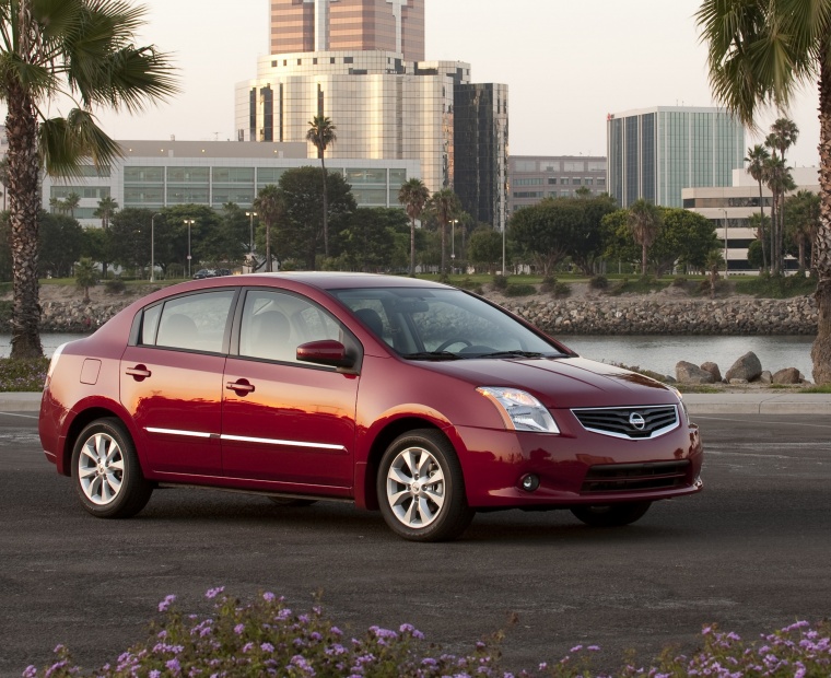 2012 Nissan Sentra SL Sedan Picture