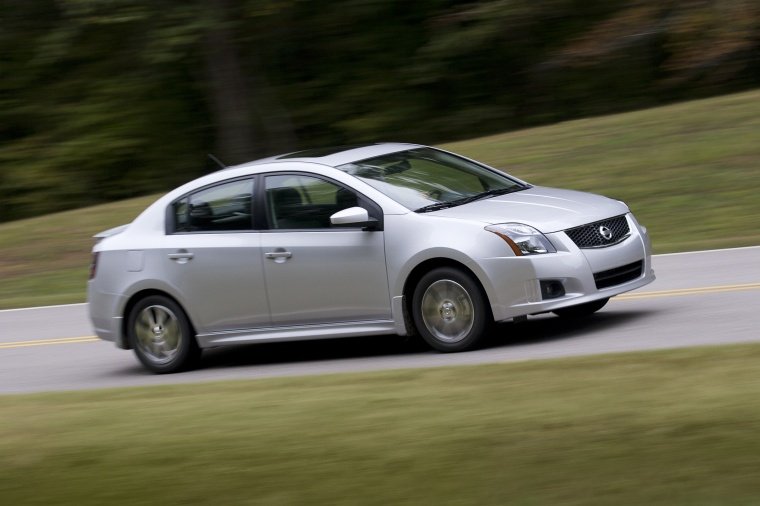 2012 Nissan Sentra SR Special Edition Sedan Picture