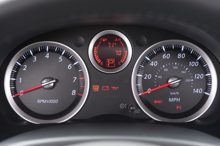 2012 Nissan Sentra SL Sedan Gauges Picture