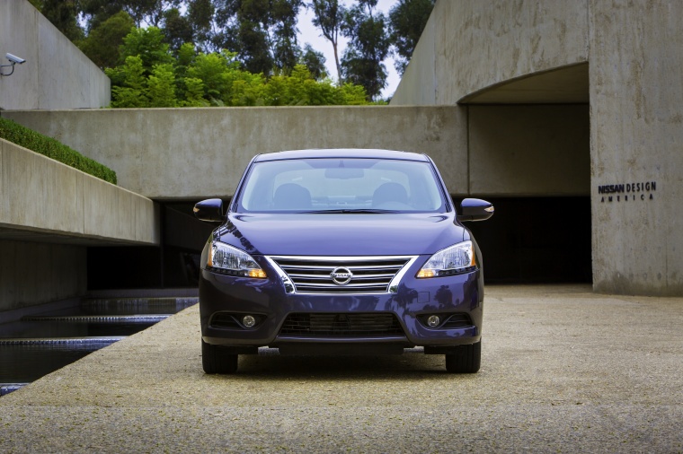 2013 Nissan Sentra SL Picture