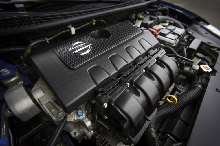 2014 Nissan Sentra SL 1.8-liter 4-cylinder Engine Picture