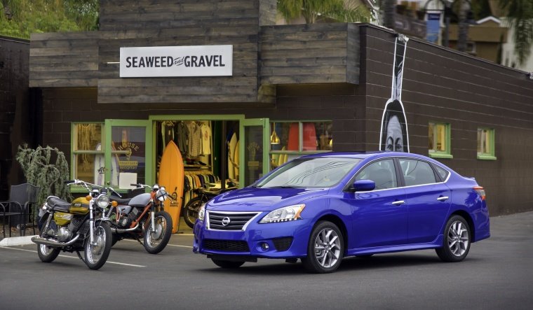 2014 Nissan Sentra SR Picture