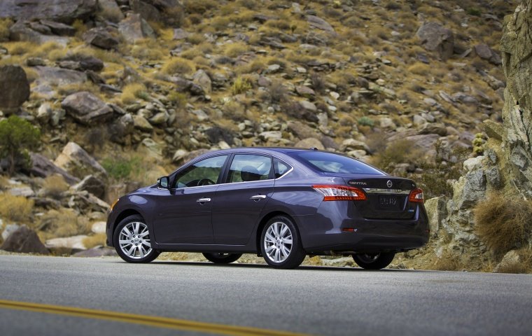 2014 Nissan Sentra SL Picture