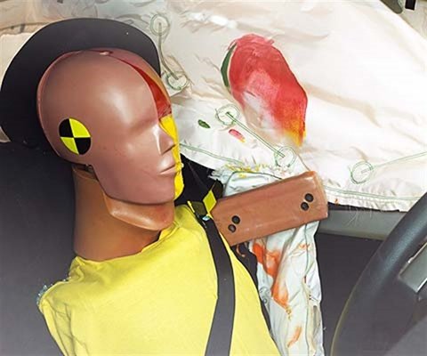 2014 Nissan Sentra IIHS Side Impact Crash Test Picture