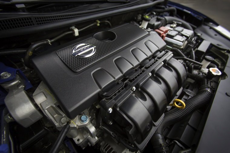 2015 Nissan Sentra SL 1.8-liter 4-cylinder Engine Picture