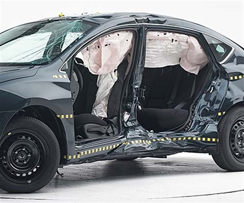 2015 Nissan Sentra IIHS Side Impact Crash Test Picture