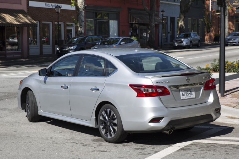 2017 Nissan Sentra SR Turbo Picture