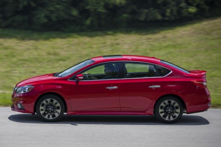 2017 Nissan Sentra SR Turbo Picture