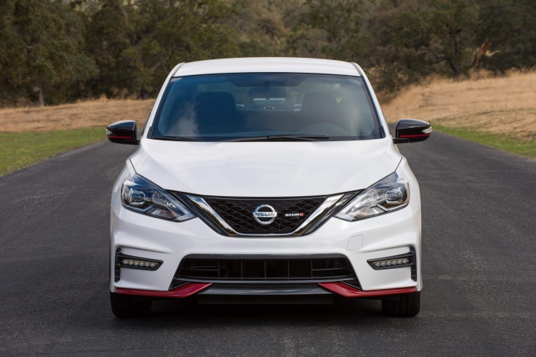 2017 Nissan Sentra NISMO Picture