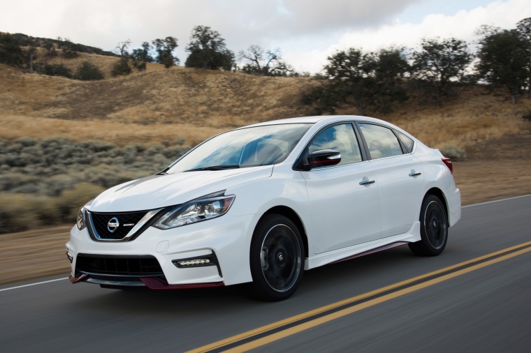 2017 Nissan Sentra NISMO Picture