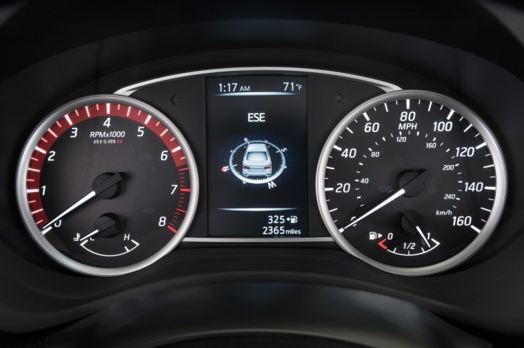 2017 Nissan Sentra NISMO Gauges Picture
