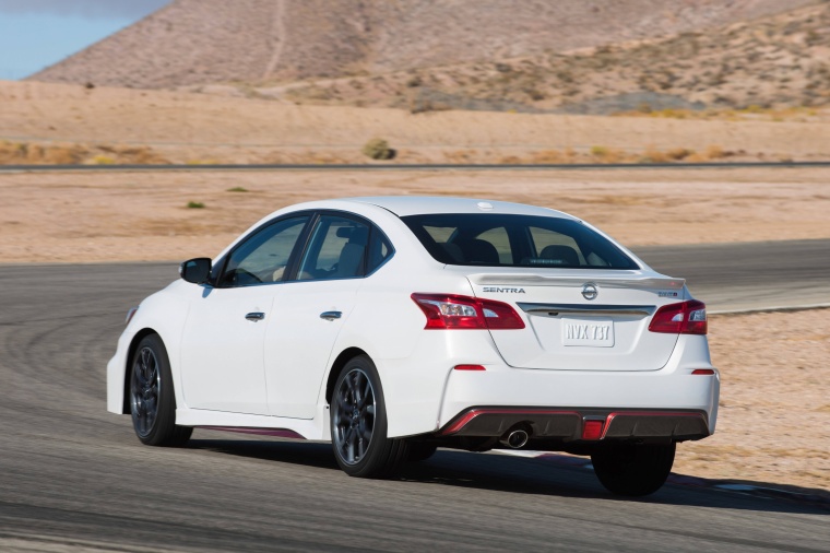 2018 Nissan Sentra NISMO Picture