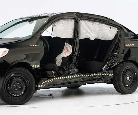 2012 Nissan Versa Sedan IIHS Side Impact Crash Test Picture