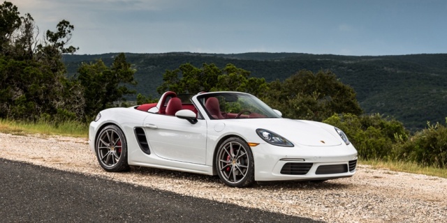 2018 Porsche 718 Boxster Pictures