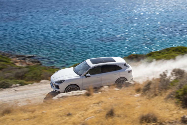 2019 Porsche Cayenne AWD Picture