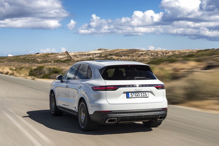 2019 Porsche Cayenne AWD Picture