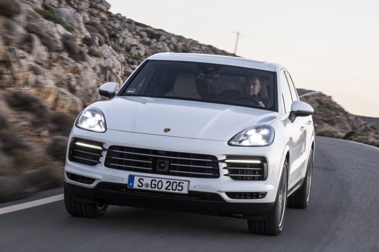 2019 Porsche Cayenne S AWD Picture