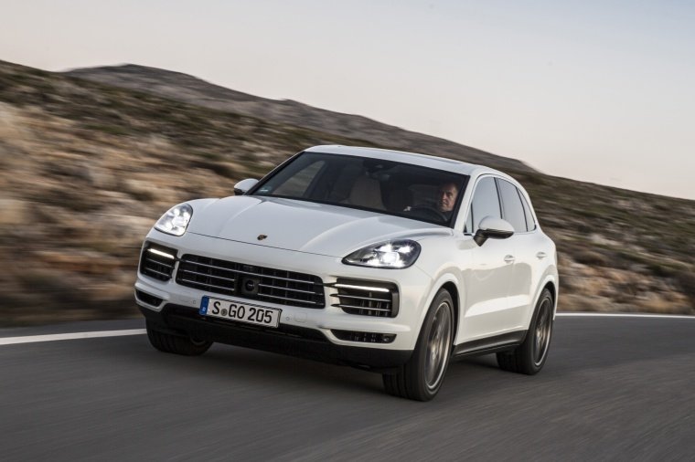 2019 Porsche Cayenne S AWD Picture