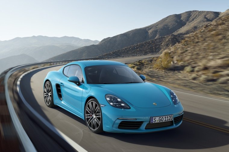 2018 Porsche 718 Cayman S Picture