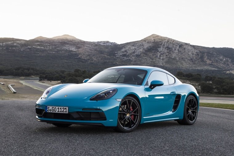 2018 Porsche 718 Cayman GTS Picture