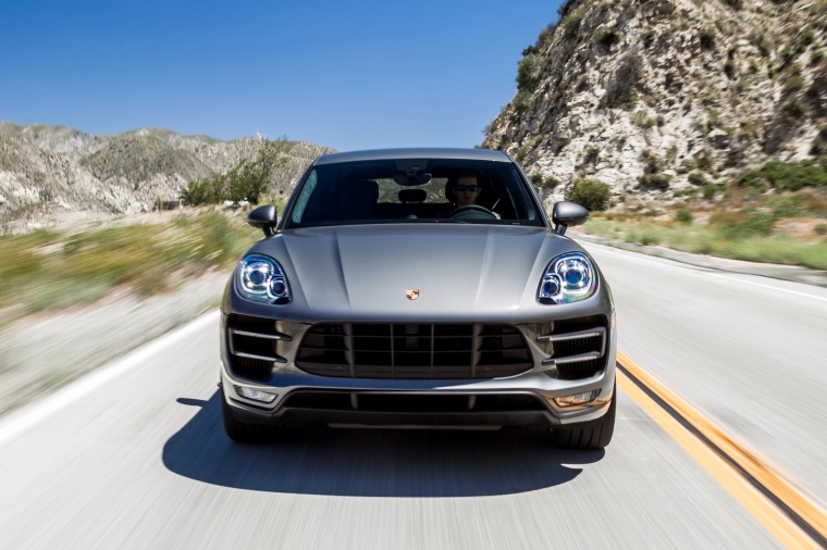 2016 Porsche Macan Turbo Picture