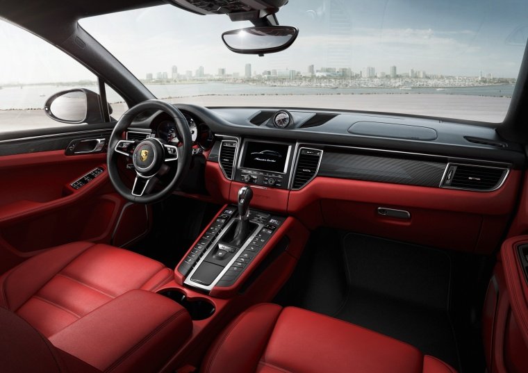 2016 Porsche Macan Turbo Interior Picture
