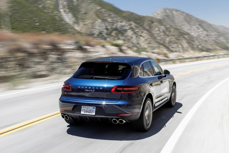 2016 Porsche Macan S Picture