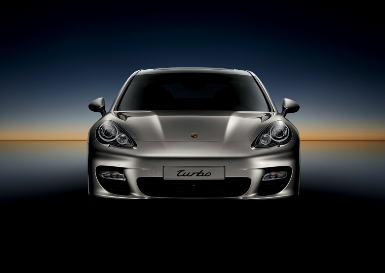 2010 Porsche Panamera Turbo Picture