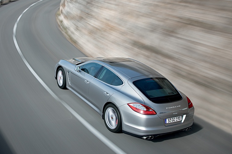 2011 Porsche Panamera Turbo Picture