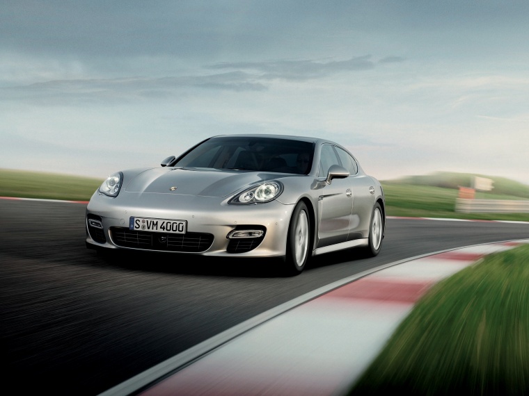 2012 Porsche Panamera Turbo Picture