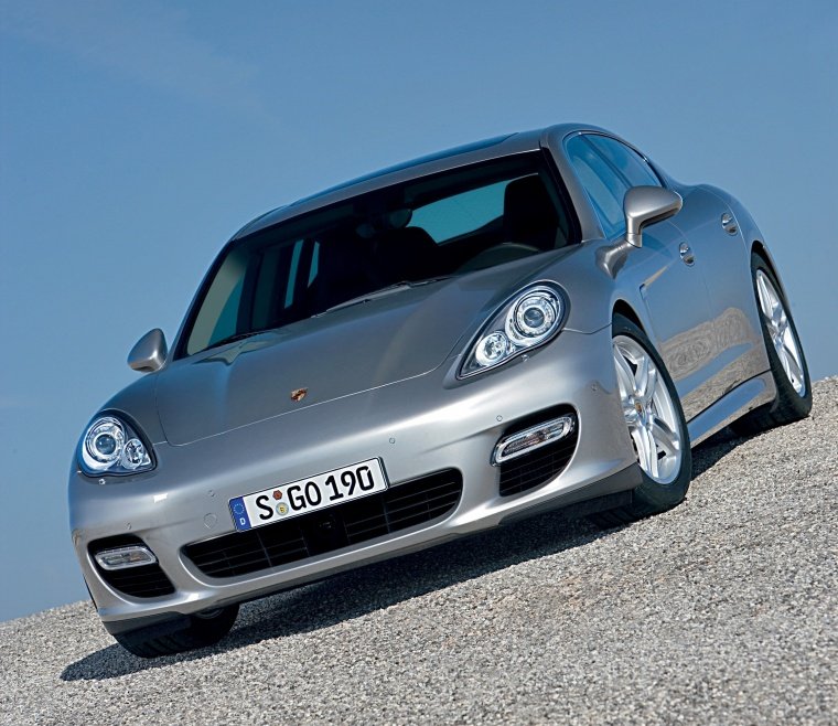 2013 Porsche Panamera Turbo Picture